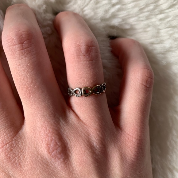 Pandora Infinity Band Ring in Sterling Silver/Gold- Size 4.5 - Picture 4 of 4